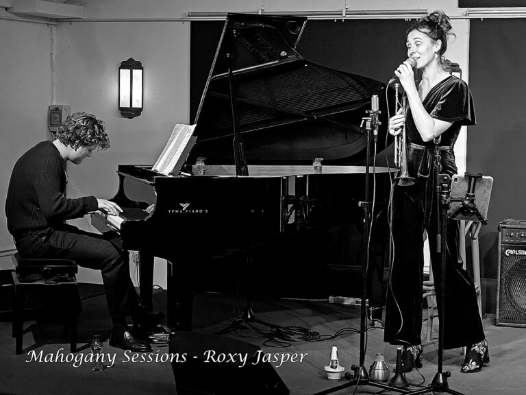 Sessions Roxy Jasper